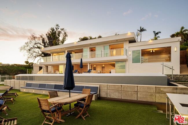 Photo - 467 Paseo Miramar