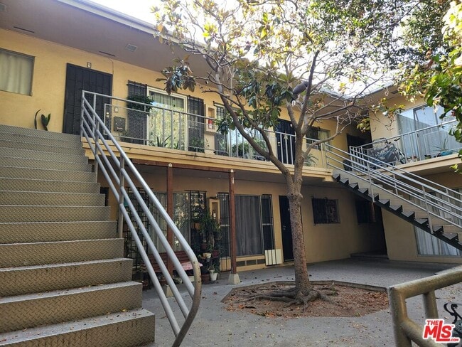 Photo - 4106 Rosewood Ave Unit 11