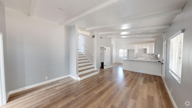 Building Photo - BEAUTIFUL Studio in Inglewood !! Rental