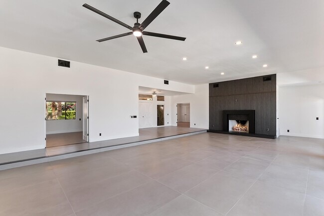 Photo - 73880 Grapevine St