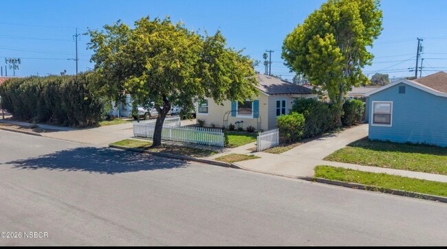 Photo - 224 N F St
