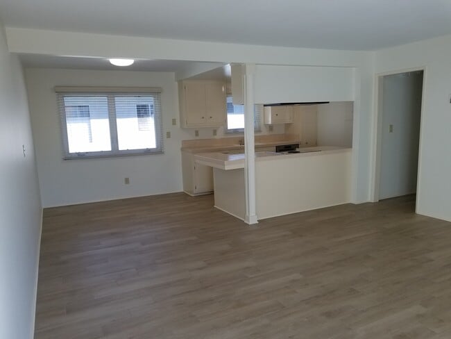 Dining area and Kitchen - 1100 Opal St Unit C