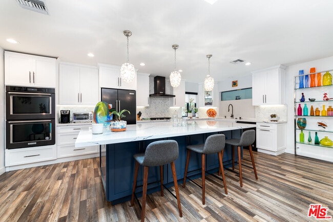 Photo - 1865 El Monte Dr