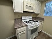 Photo - 515 E Elmwood Ave Unit 104