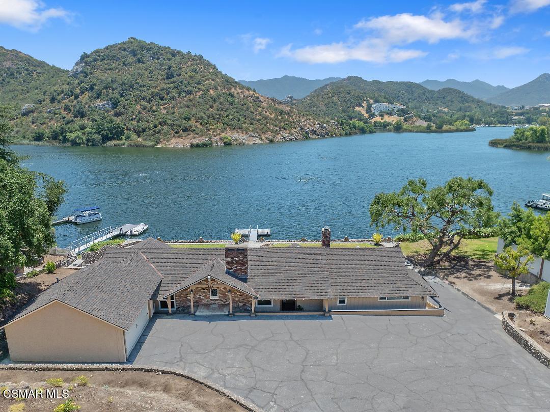 Photo - 800 Lake Sherwood Dr House