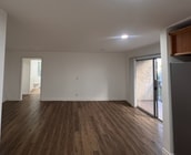 Photo - Modern 2-Bedroom Apartment in Gated Van Nu... Unit 6