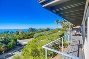 Photo - Stunning Ranch-Style Home with Breathtakin...