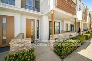Photo - 661 W 17th St