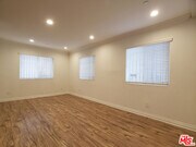 Photo - 1144 S Mariposa Ave