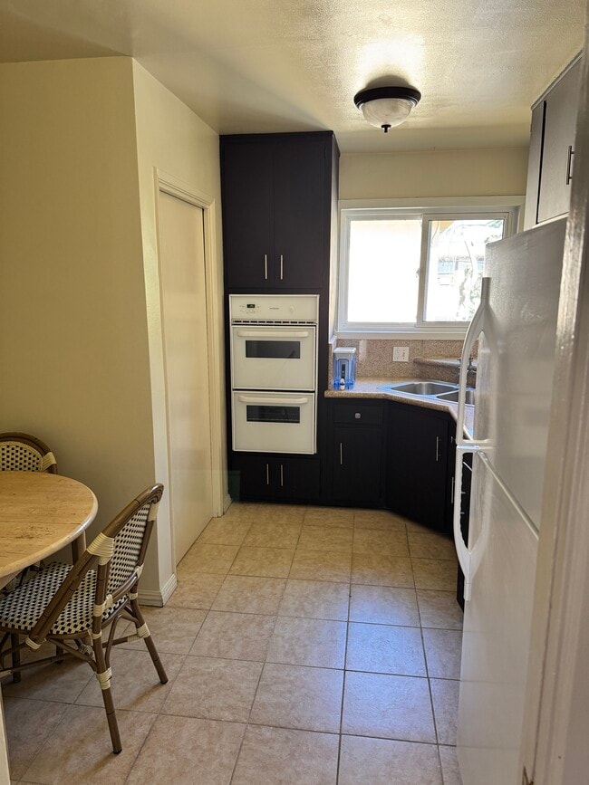 Photo - 1286 W 36th St Unit 3