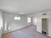 Photo - 1B 1BA Condo in University Heights w/ Rese... Unit 4652