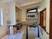 Kitchen with stove - 311 Palomar Rd
