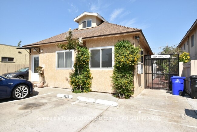 Building Photo - 3 Bedroom, 2 Bath House on Shared Lot