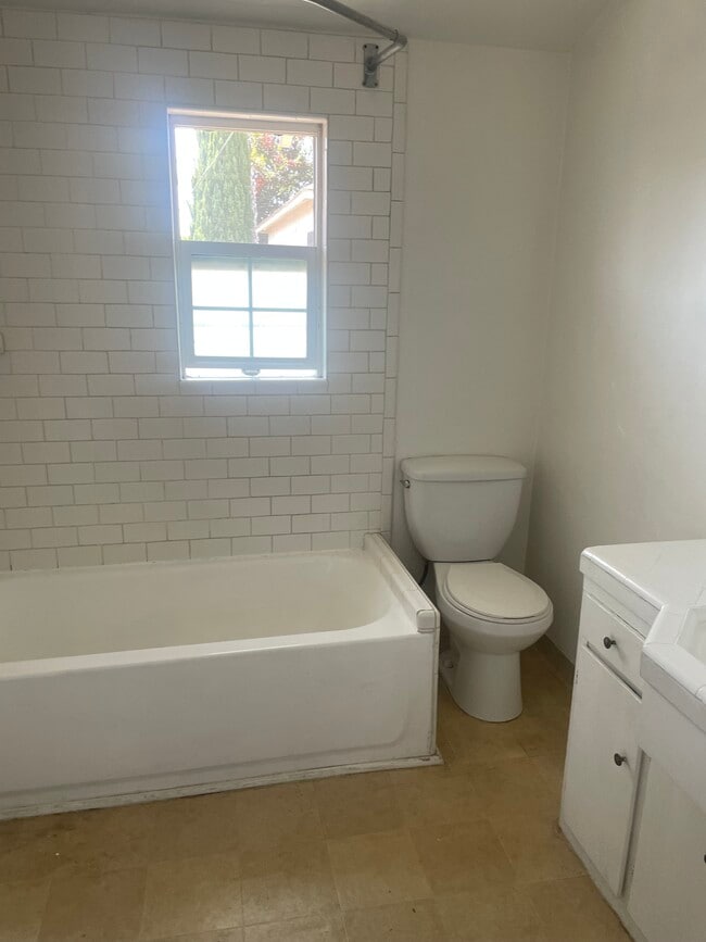 Photo - 8805 Reading Ave Unit 8805