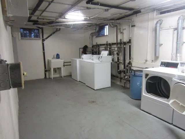 Photo - Toberman Apts.