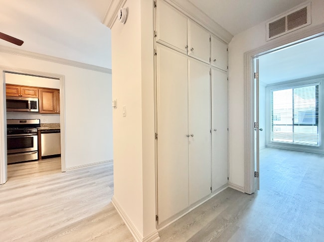 Photo - 821 3rd St Unit 104