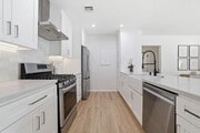Photo - 4958 Canoga Ave