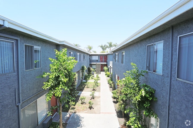 Walkways - Casa Royale Apartments