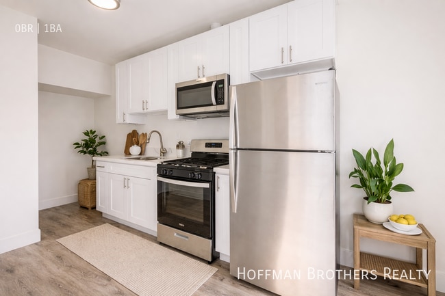 Photo - 1623 Mariposa Ave Unit 203