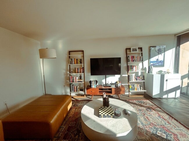 Photo - 10590 Wilshire Blvd Unit 302