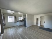 Photo - 2019 Arlington Ave Unit C