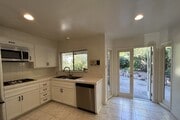 Kitchen - 17218 Escalon Dr House