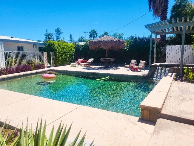 Building Photo - 72883 Sierra Vista Dr Rental