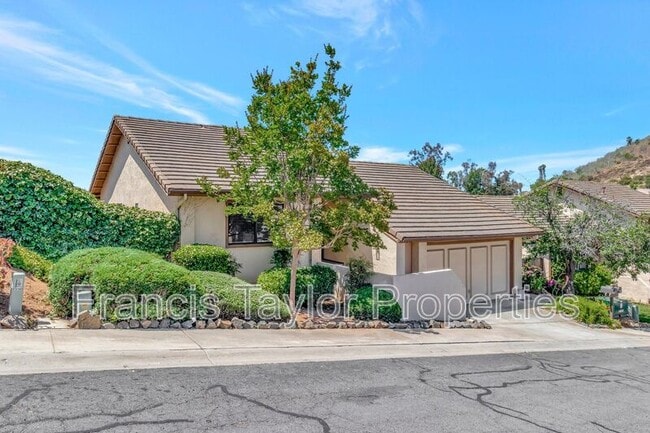 Photo - 2182 Firethorn Glen