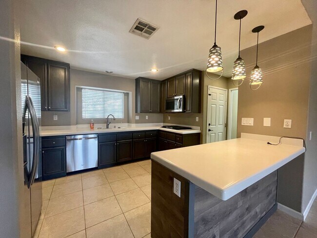 Photo - COMING SOON!!! Beautiful 3 Bedroom, 2 Bathroom + Den Residence in the Heart of La Quinta!