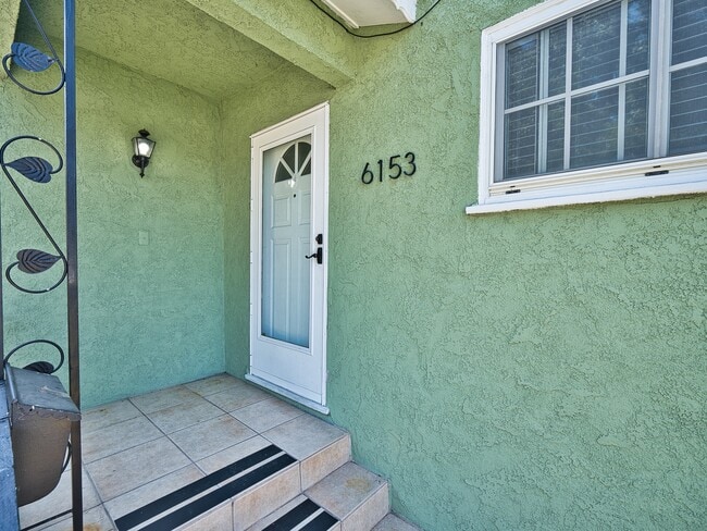 Photo - 6153 N Clybourn Ave Unit 6153