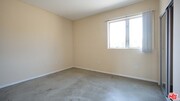 Photo - 922 W 23rd St Apartment Unit 206