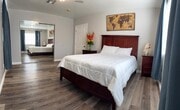 Master - Bed 1 - 11456 Mclaren St