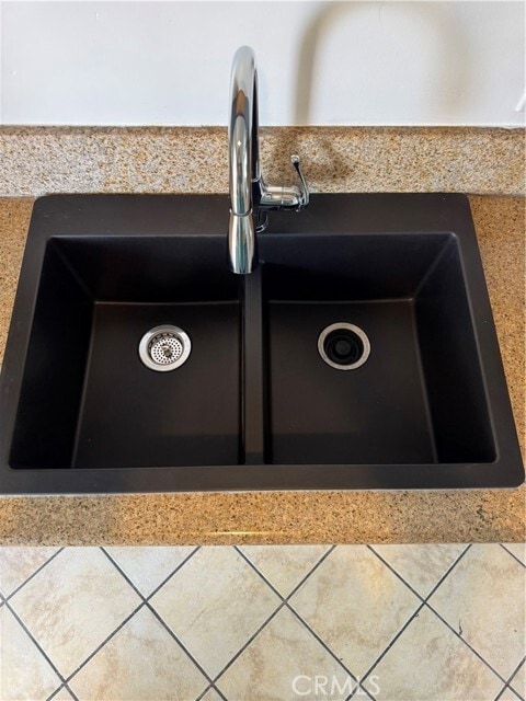 Photo - 4904 W El Segundo Blvd