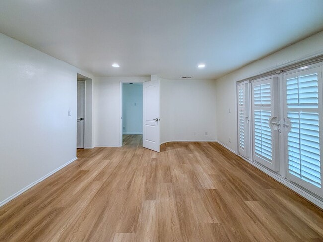 Photo - 3525 Sunset Ln