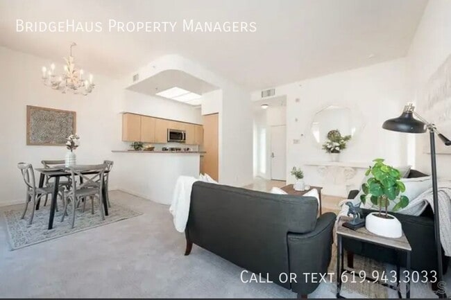 Building Photo - 655 Columbia St Unit 406