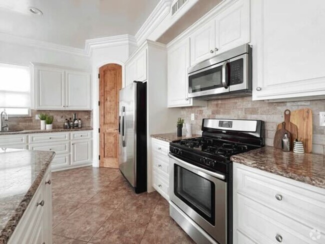 Building Photo - Gorgeous Custom Home in Carlsbad - 1 Mile ...