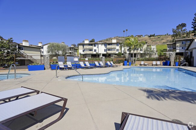 Amenities - The Vista at Laguna