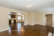 Photo - 15145 Haynes St