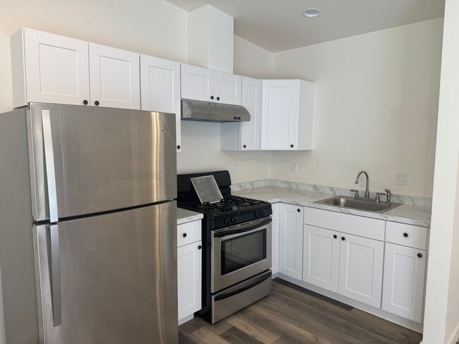 Photo - 1031 S 26th St Unit 1031 S 26th St
