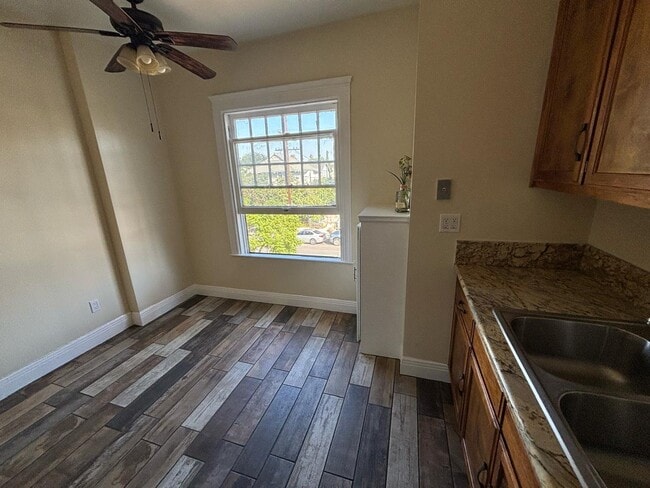 Photo - 1628 W 24th St Unit Apartment for rent