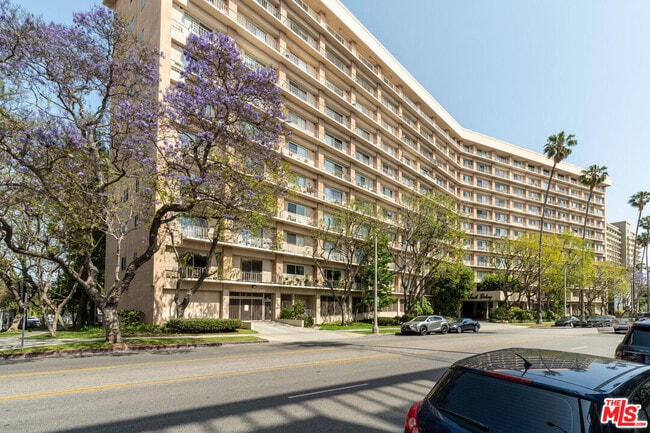 Photo - 100 S Doheny Dr Unit #1014