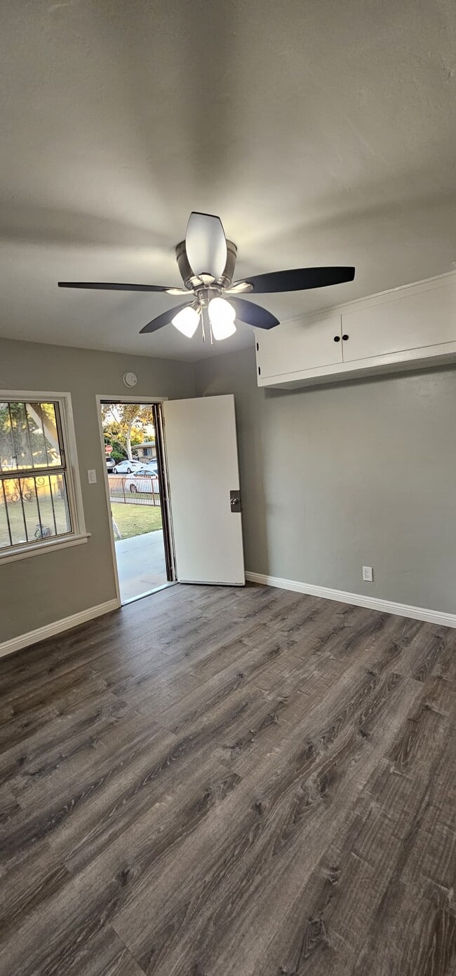 Photo - 5723 Loveland St Unit 5723