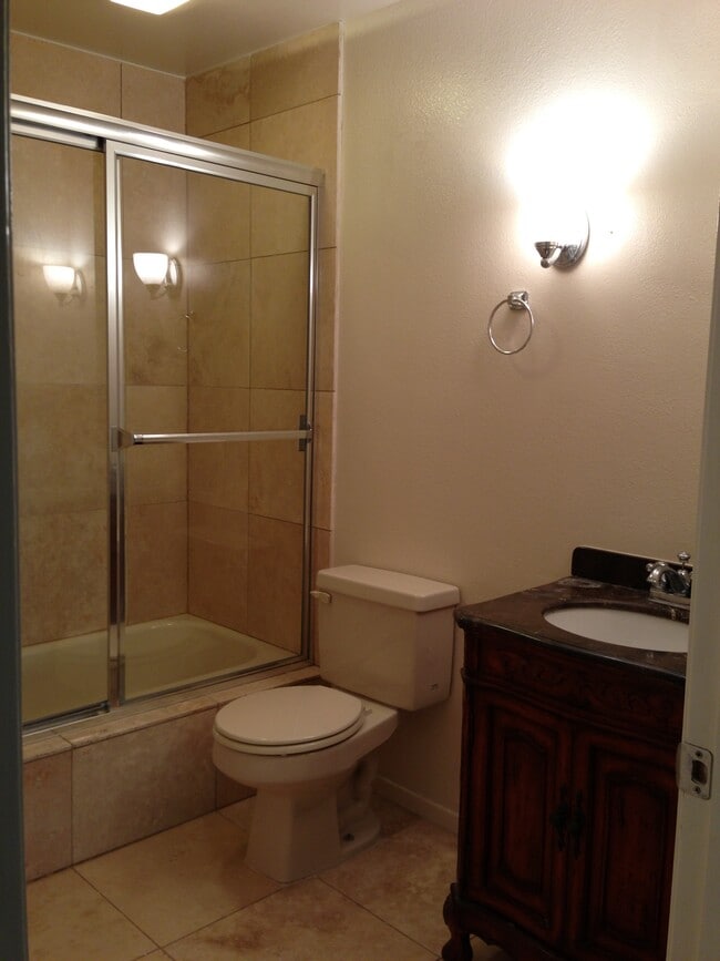 Photo - 20253 Keswick St Unit 226