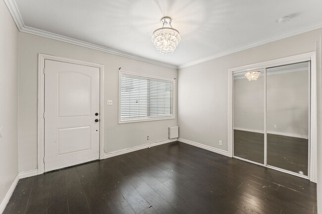 Photo - 4104 E 7th St Unit 6