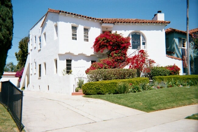 Building Photo - 1149 S Hayworth Ave Rental