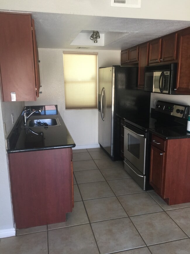 Photo - 43376 Cook St Unit 122