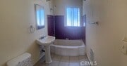 Photo - 213 N 7th St