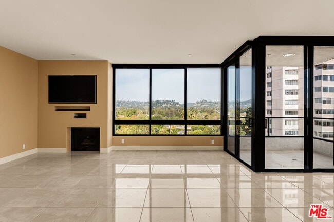 Photo - 10350 Wilshire Blvd Unit 901