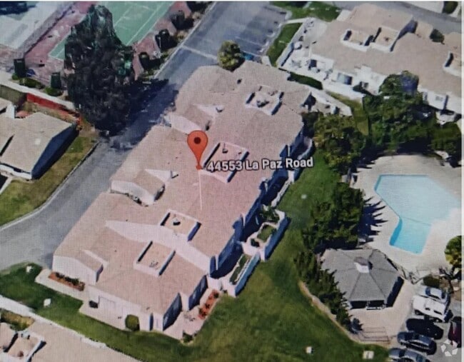 Building Photo - 44553 La Paz Rd Rental