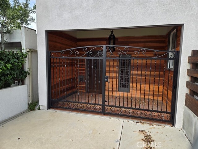 Photo - 4979 E 14th St